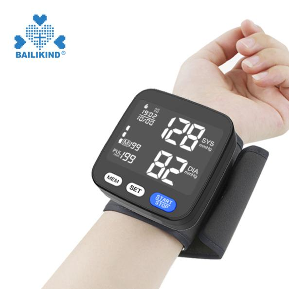 Metoden for bruk av Digital Wrist Blood Pressure Monitor